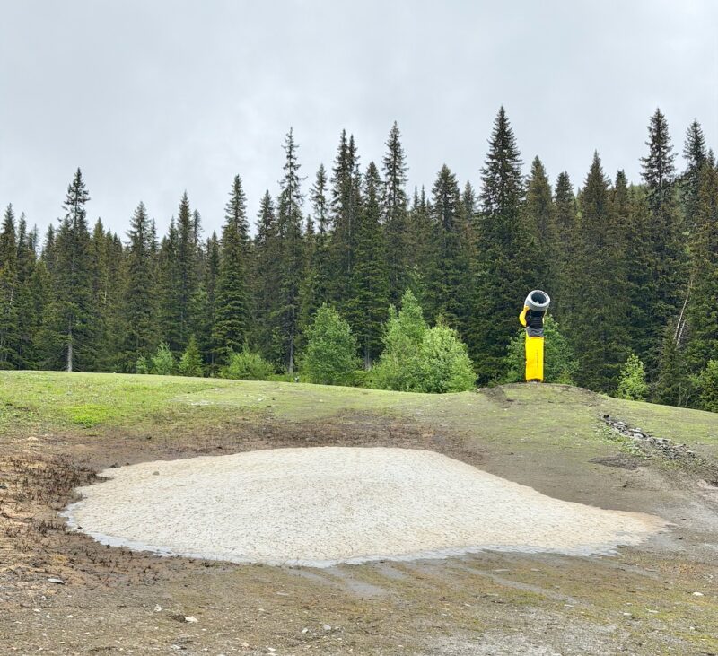 Summer hiking in Are, Sweden. Image © PlanetSKI